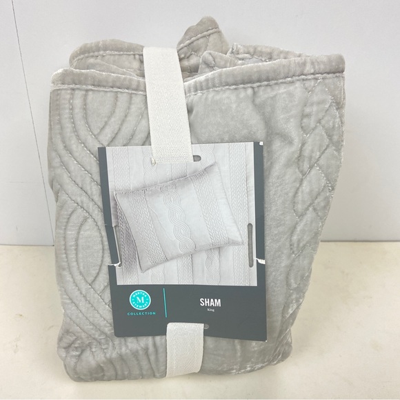 Martha Stewart Collection Cable Knit Velvet Gray King Sham (1) - Picture 2 of 4